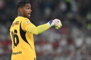 记者：切尔西不愿超1500万欧＋奖金签迈尼昂，米兰要2500万＋奖金