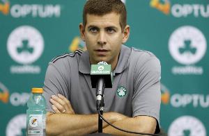 美记：史蒂文斯将下季视为绿军重启阶段 省钱&围绕双探花重组阵容