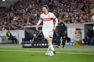 埃尔伯：沃尔特马德要清楚拜仁的位置竞争，不过凯恩可以踢10号位