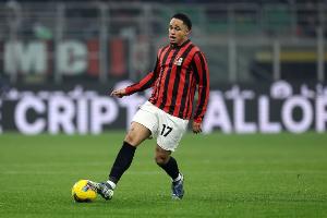 意媒：贝西克塔斯希望租借奥卡福&不强制买断，但被米兰拒绝