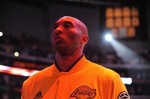 克里斯-杜洪：没有人比科比训练更努力 他是一个伟大的榜样