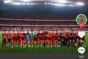 李新翔晒照谈U23亚洲杯预选赛感受，与王钰栋互动并调侃蒯纪闻