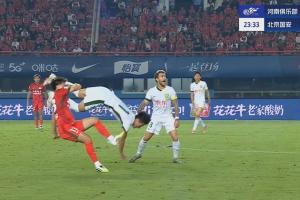 河南队官方：阿卜杜肉苏力接受矫正复位手术，术后需要住院五天