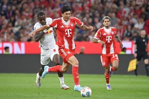 法尔克：金玟哉相信自己能争夺首发，一月份他离开拜仁可能性很小