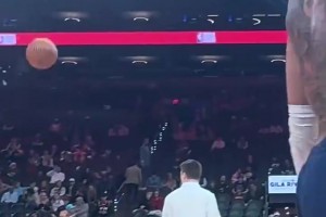 戈登这身材谁看了不眼馋？纹身的中国元素很多啊！