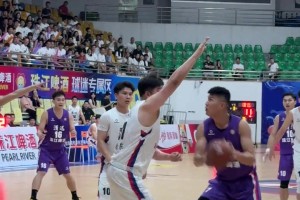 遇到更壮的，怼哥自己懵逼了