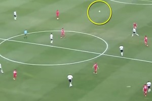 出击门将第一人！诺伊尔那些惊为天人的操作！无所不能！