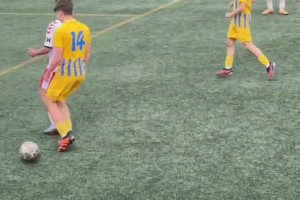 硬核~邝兆镭家人放出学西班牙语片段，这口音听起来好有趣🤣